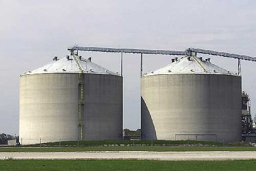 fixed roof storage tank